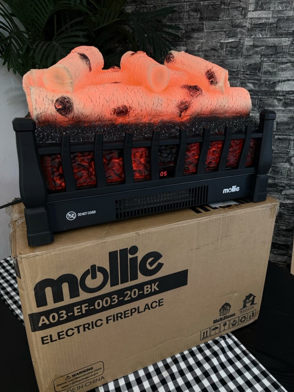 Molli Electric Fireplace Log Set in Orange Glow!! BEAUTIFUL